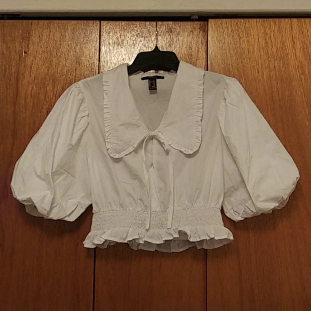 Forever 21 Top. Size M. Color White.